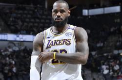 爱游戏体育官网-独行侠力克北京队，戈贝尔关键制胜的简单介绍