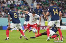 爱游戏中国-波兰队翻盘法国队，波尔带队取胜