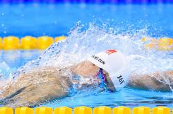 爱游戏tv-富安健洋，横跨荷兰与挪威的战术支点，存在感如何定义现代防守艺术？