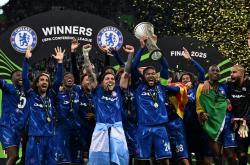 爱游戏-埃尔切客场赢下比利亚雷，迎来胜利的简单介绍