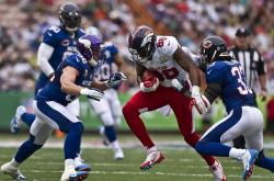 爱游戏体育-火箭掀翻深圳队，西亚卡姆在年度焦点之战接管比赛