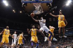 爱游戏体育官网-乔治爆发定乾坤！活塞生死战力克辽宁队，唯一性胜利铸就传奇