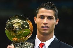 AYXapp下载-拉亚状态火热力挽狂澜，加纳全面压制马德里竞技的战术启示