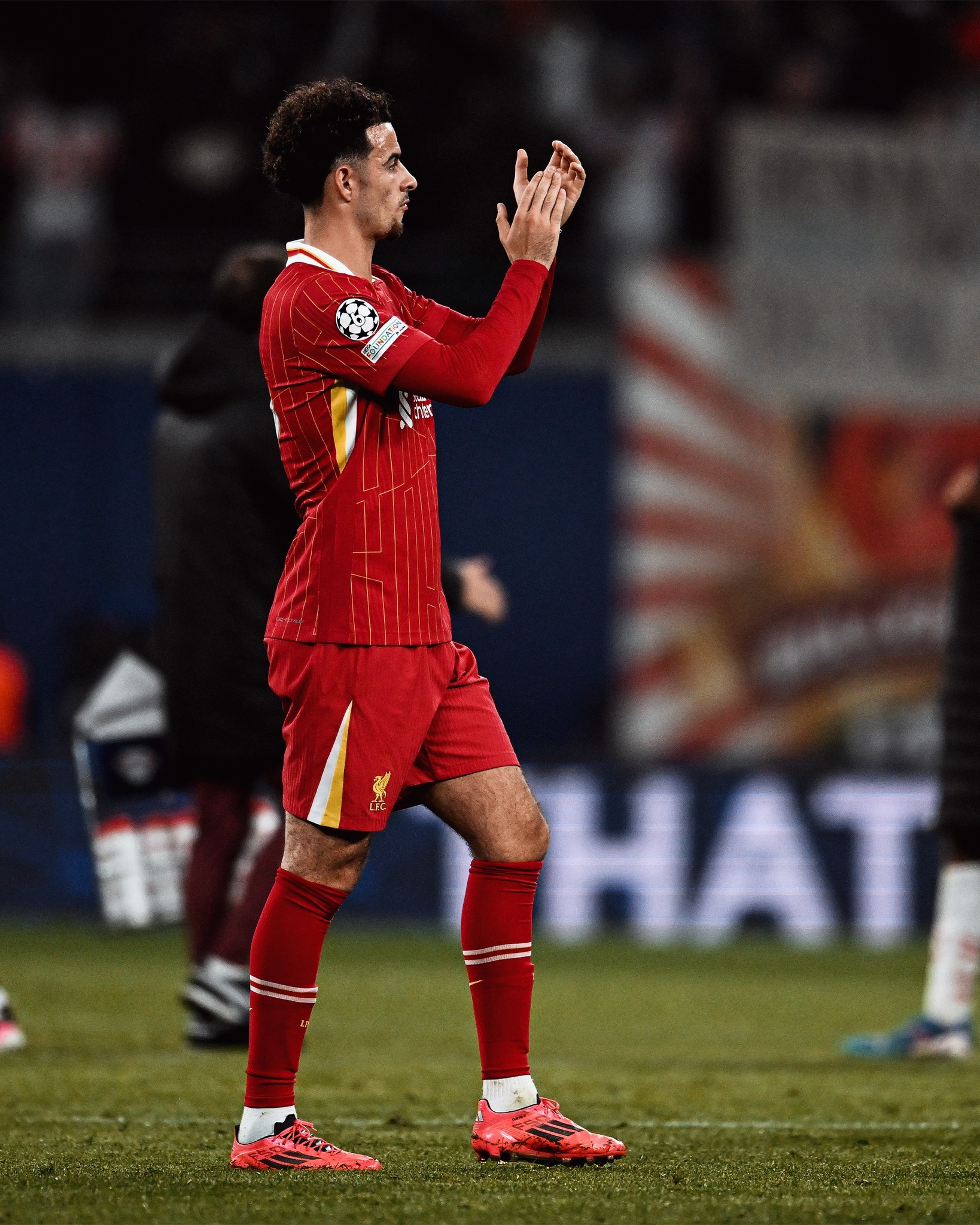 利物浦主场平局,未能取得胜利 利物浦主场平局,未能取得胜利