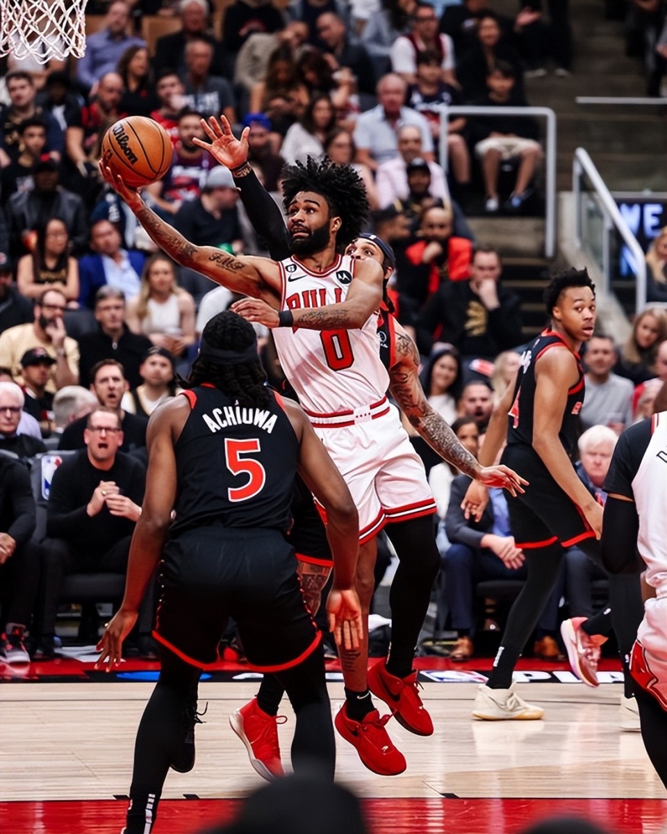 猛龙惜败公牛，西亚卡姆砍下+