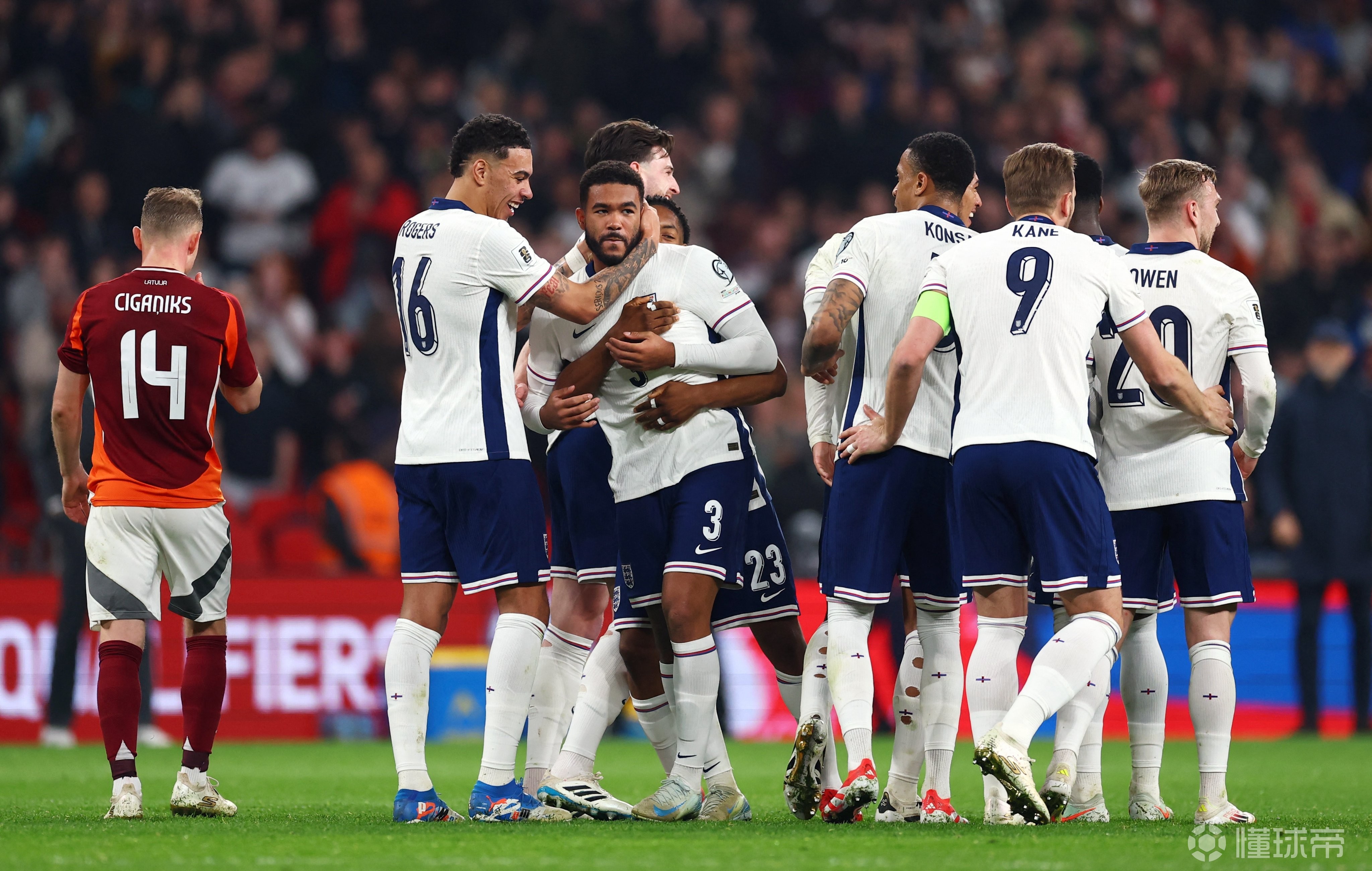 英格兰队长复出首秀场场进球的简单介绍 英格兰队长复出首秀场场进球的简单介绍