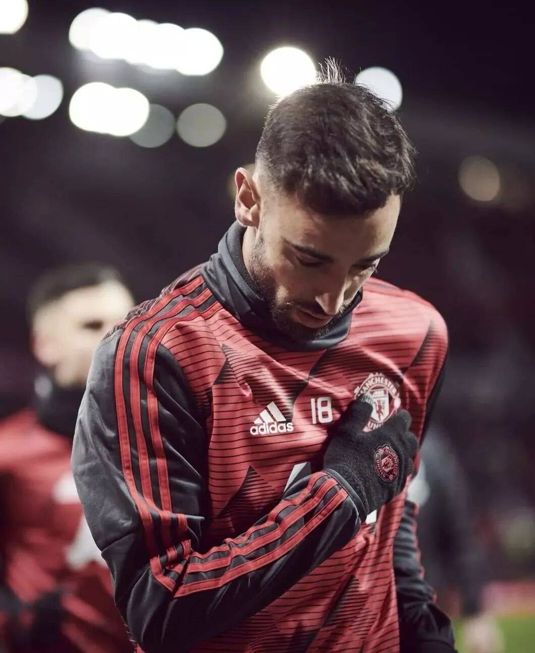 里昂强势尤文，布鲁诺·费尔南德斯完成帽子戏法的简单介绍