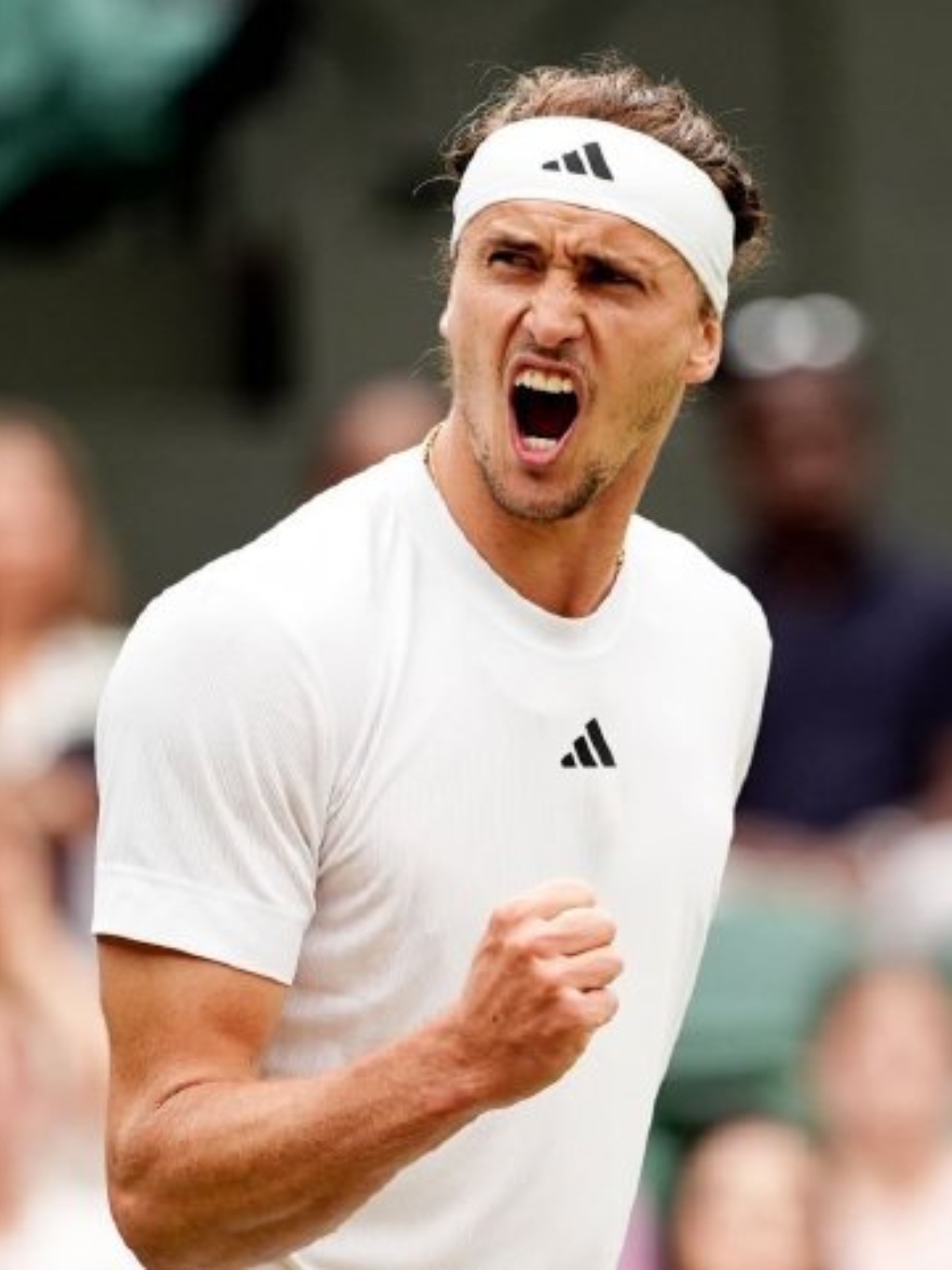 关于英国网球队绝杀法国网球队，德约科维奇绝境逆转的信息