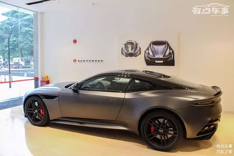 包含阿斯顿马丁完胜威廉姆斯，诺里斯带队取胜的词条