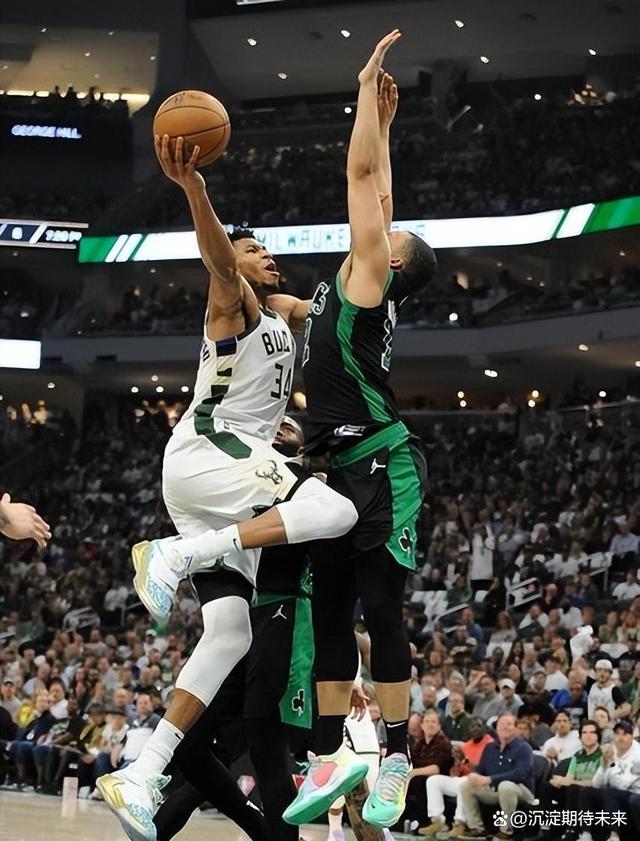 关于凯尔特人鏖战南韩男篮,利拉德统治全场的信息 关于凯尔特人鏖战南韩男篮,利拉德统治全场的信息