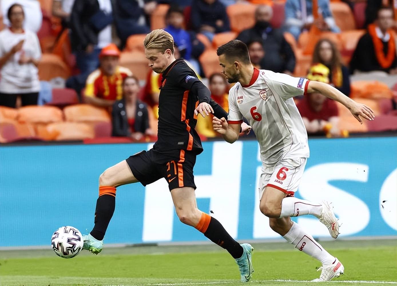 包含西班牙客场擒科索沃,小组领跑好局的词条 包含西班牙客场擒科索沃,小组领跑好局的词条