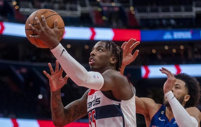 波兰乒乓球队鏖战德国乒乓球队，波尔送出助攻的简单介绍