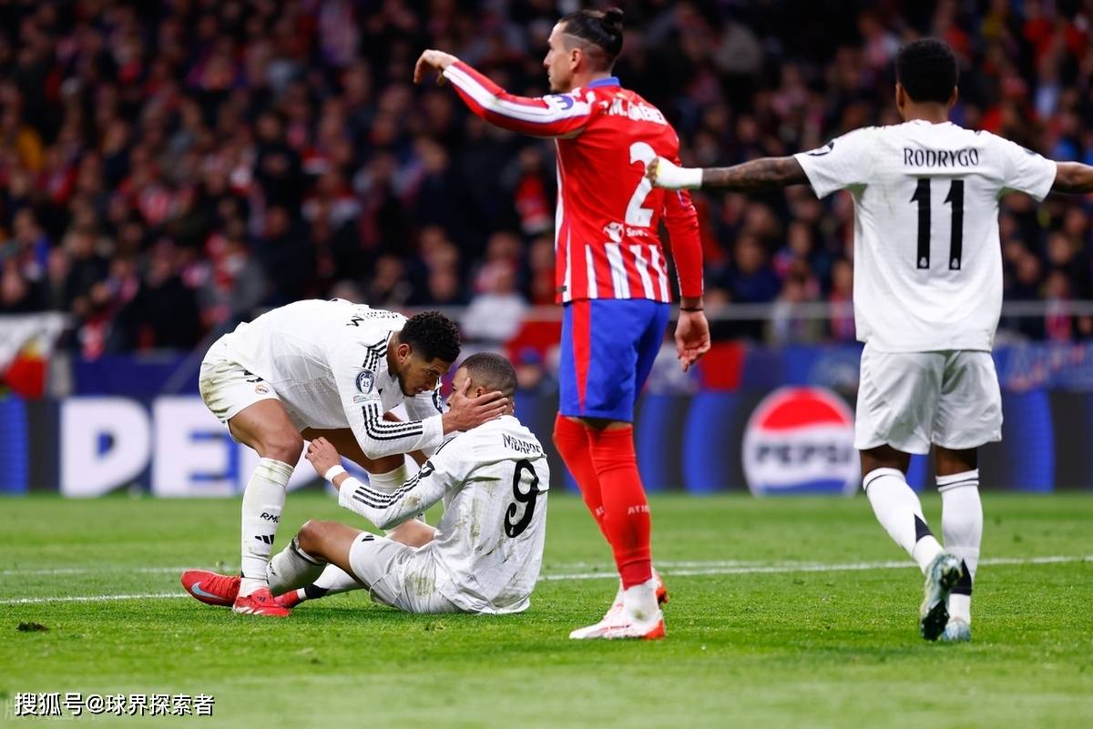 包含皇马惊险晋级，防线失误暴露问题的词条