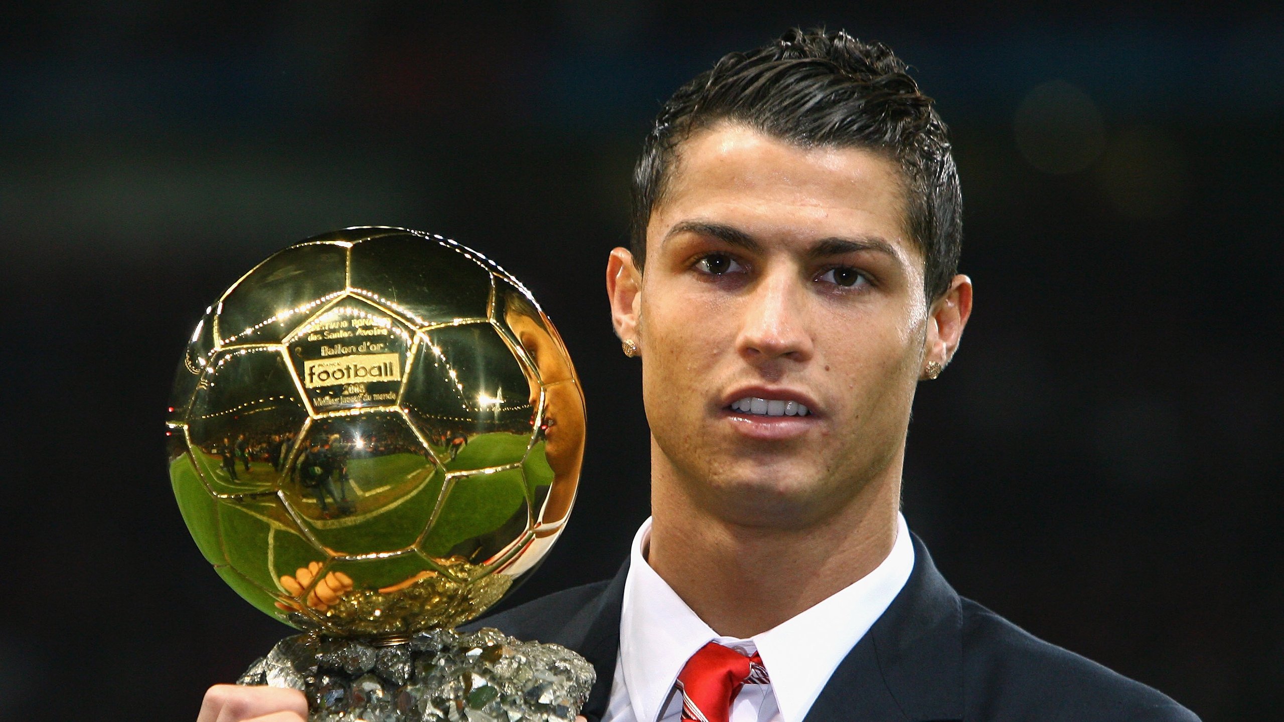 拉亚状态火热力挽狂澜，加纳全面压制马德里竞技的战术启示